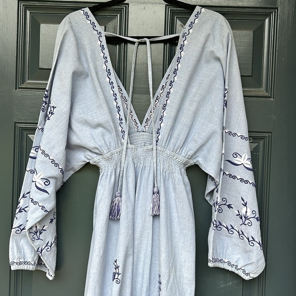 Misa Los Angeles Chantal Embroidered Cotton Chambray India Maxi Dress Small - Picture 4 of 16